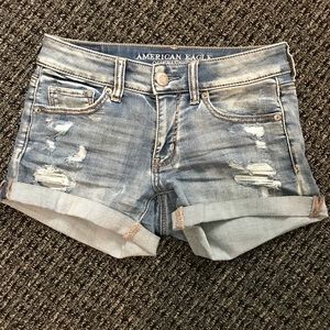 Distressed denim shorts American Eagle size 4